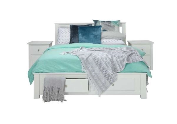 0.16 Carat White 4 round diamonds