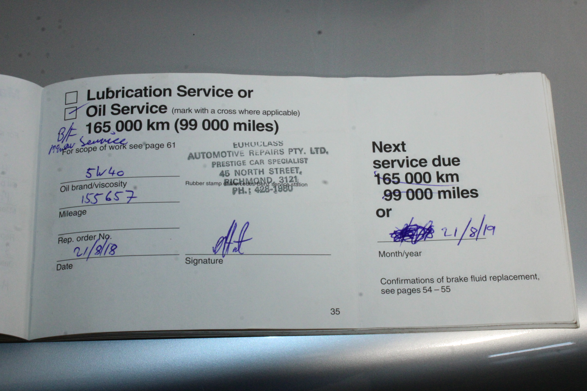 The Hero Preservative Free Pinot Noir (6x 750mL)