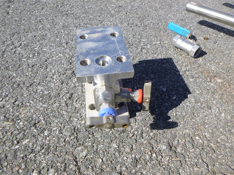 LINDEMAN'S EARLY HARVEST Rose (6x 750mL).