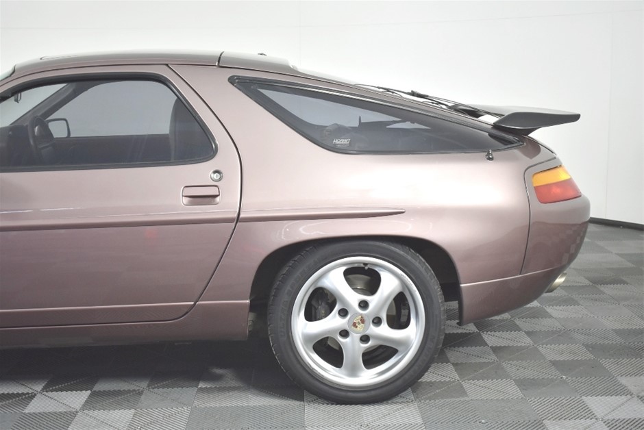 Seppelt The Great Entertainer Chardonnay Pinot Noir NV (6x 750mL).