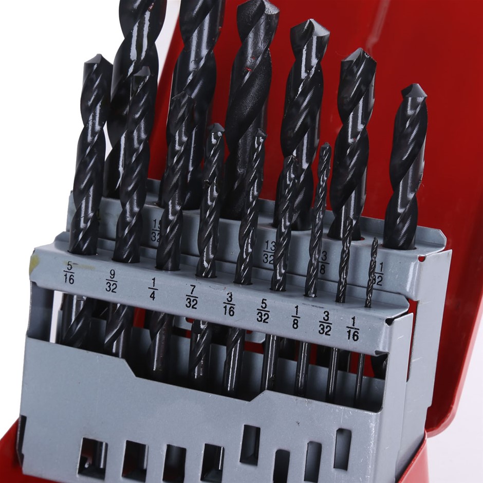 0.12 carat white round 4 diamond