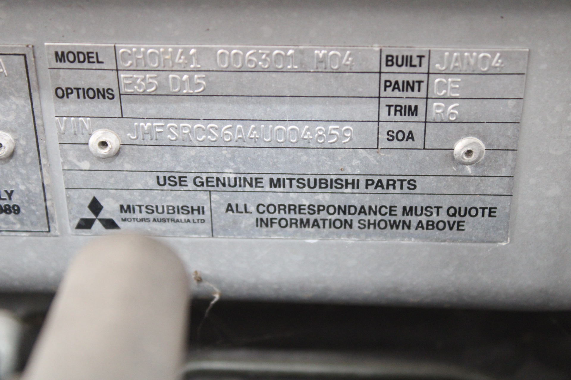 1966 Australia Silver Queen Elizabeth coin & 0.10 Xag silver bar x 4