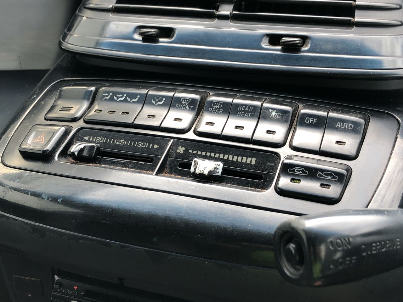 5.27 Carats Color Play Ethiopian Opal