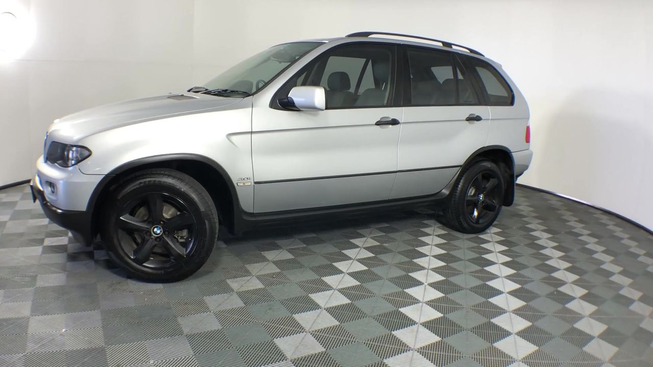 5.26 Carats Color Play Ethiopian Opal