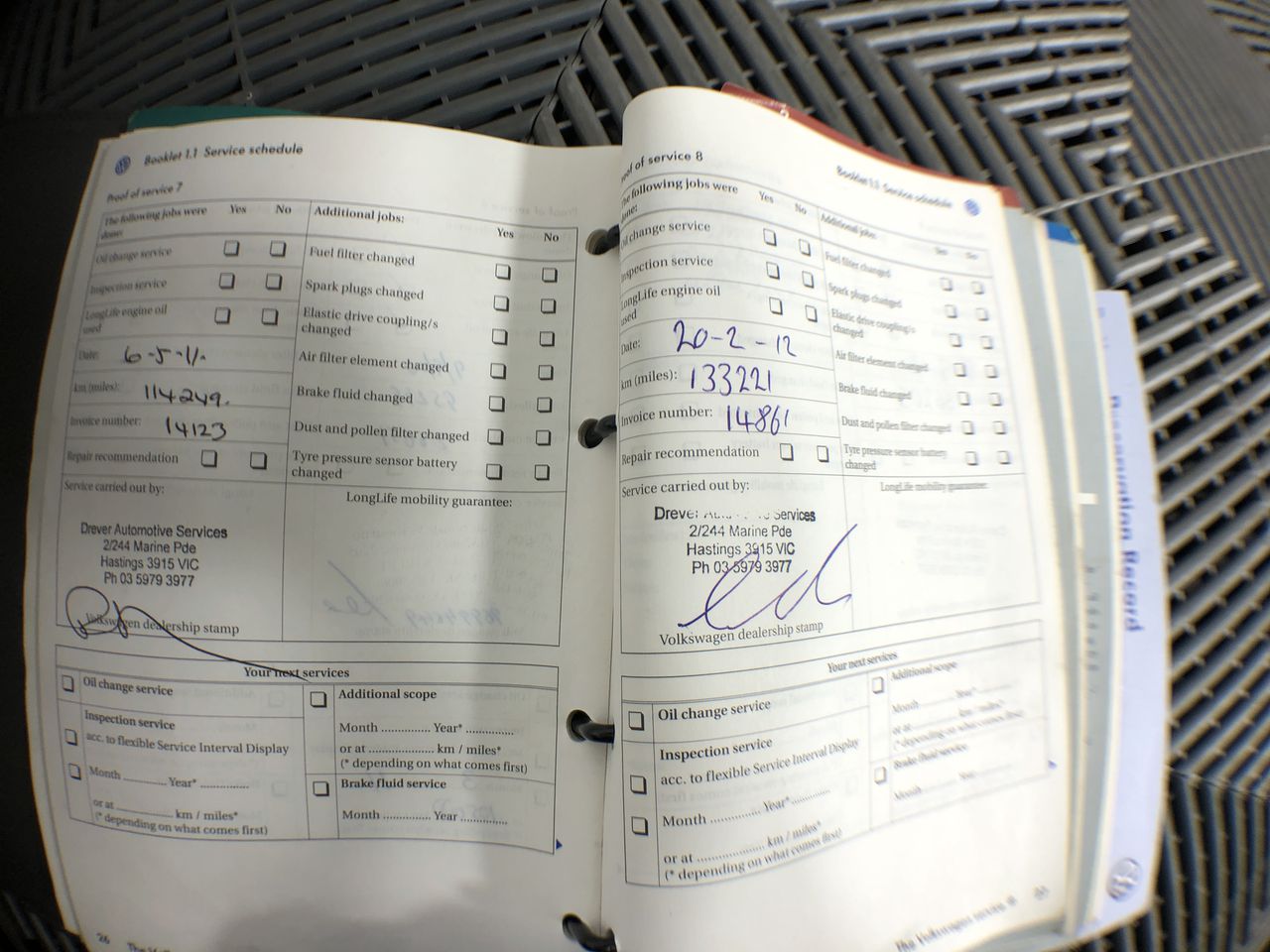 LAG GUITAR Tramontane 70 T70D Dreadnought Acoustic Guitar.