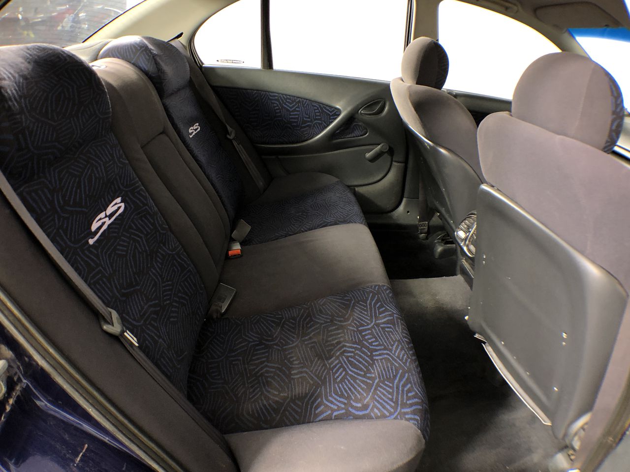 BREVILLE Bambino Plus Espresso Machine, Colour: Black. NB: Well Used, Missi