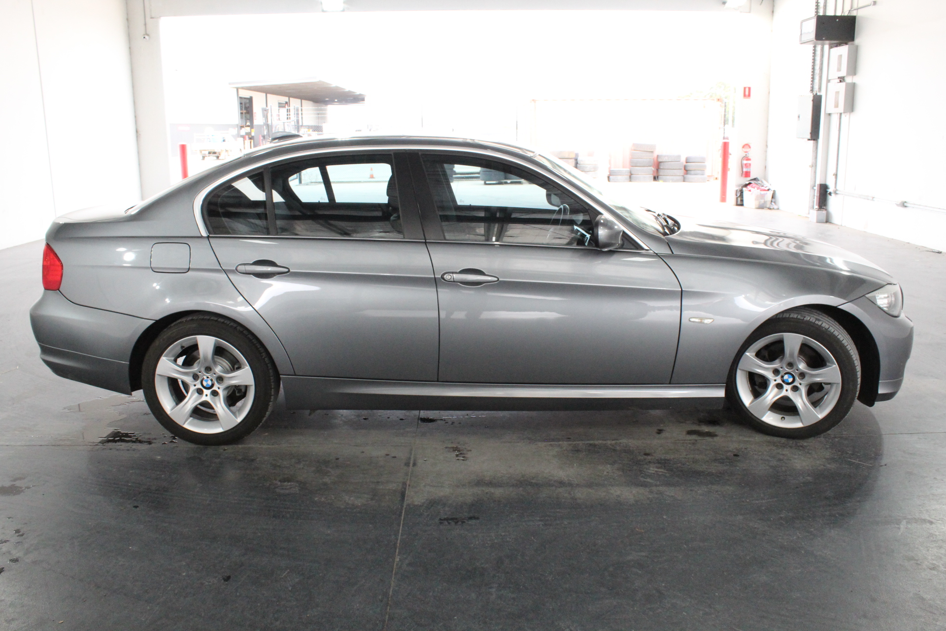 Designer Diamond Cut Stainless Steel Ring - US Size 6 (Yellow)