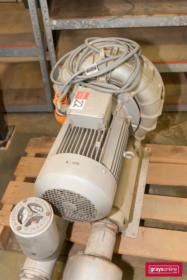 Quality Classic Stainless Steel 5mm Snake Chain Necklace - 22 Inches