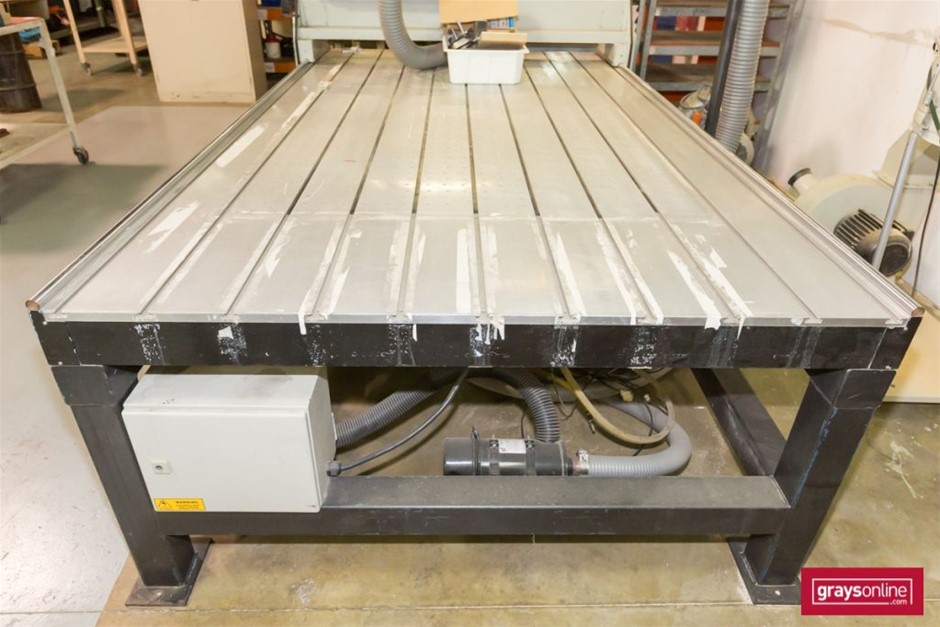 Designer Stainless Steel Eternity Circle Necklace in Silver