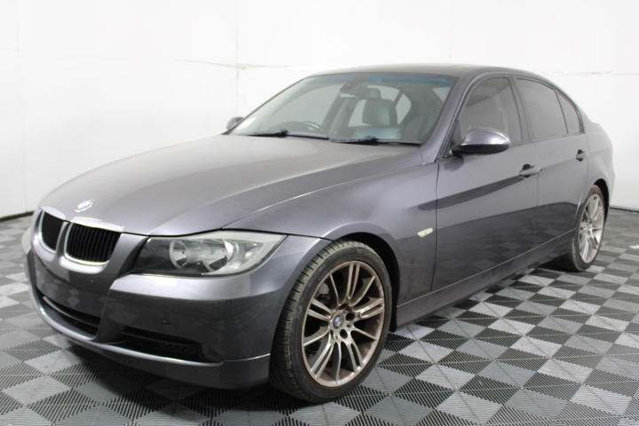 Designer Chunky Knotted Bracelet in Gold