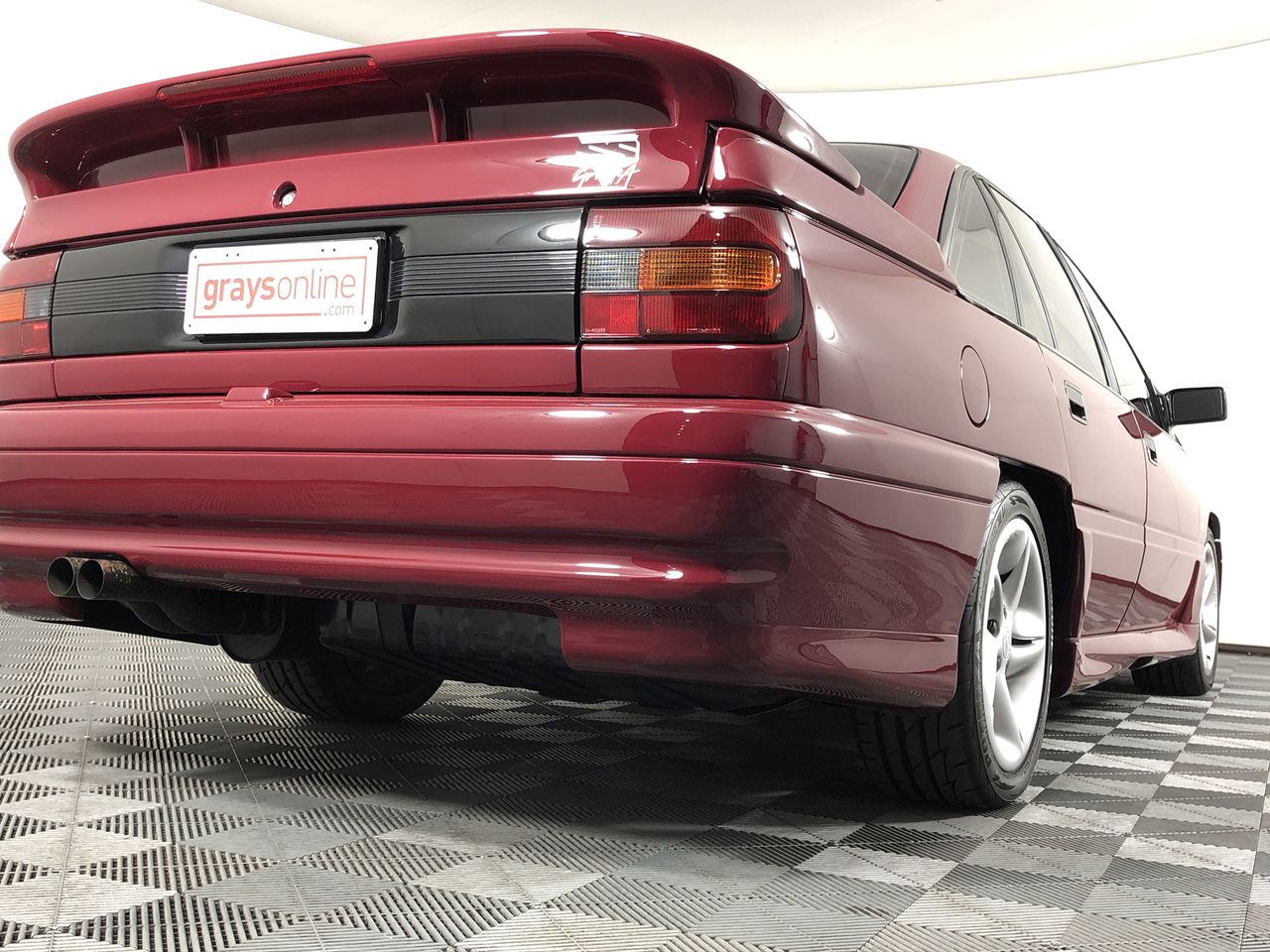 OMEGA CONSTELLATION 36MM STAINLESS STEEL 1502.30 AUTOMATIC BXO & COA