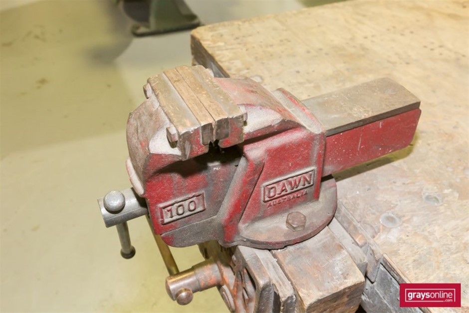 AERIS Pro 3-in-1 Purifier HEPA Air Cleaner with Multi-Level Settings