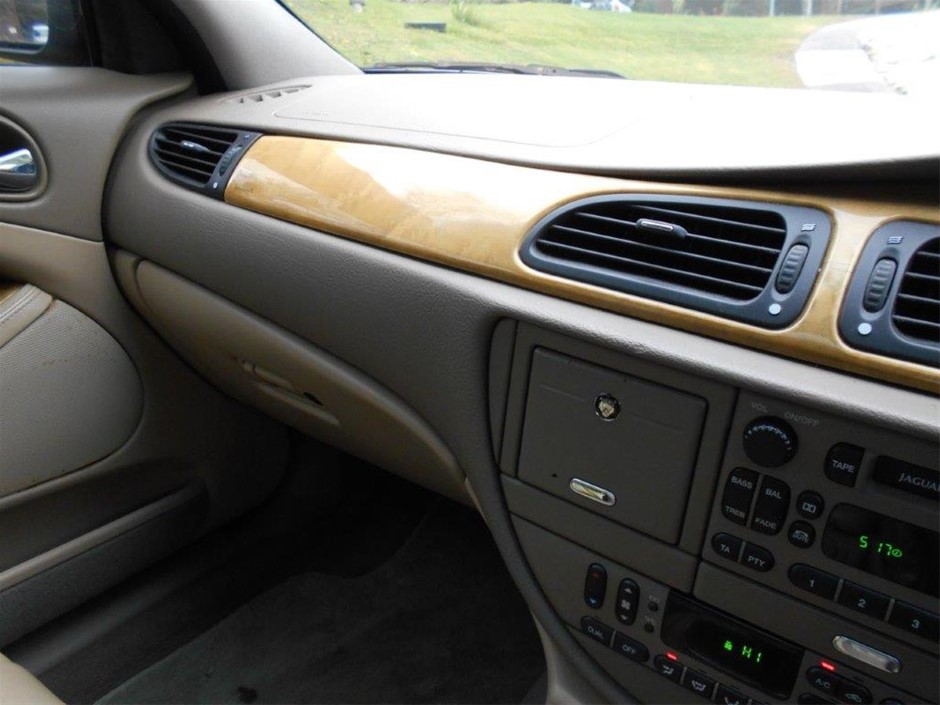 Rare 2016 "Ned Kelly" Helmet Ingot, 999 Fine Silver Plated, Outlaw