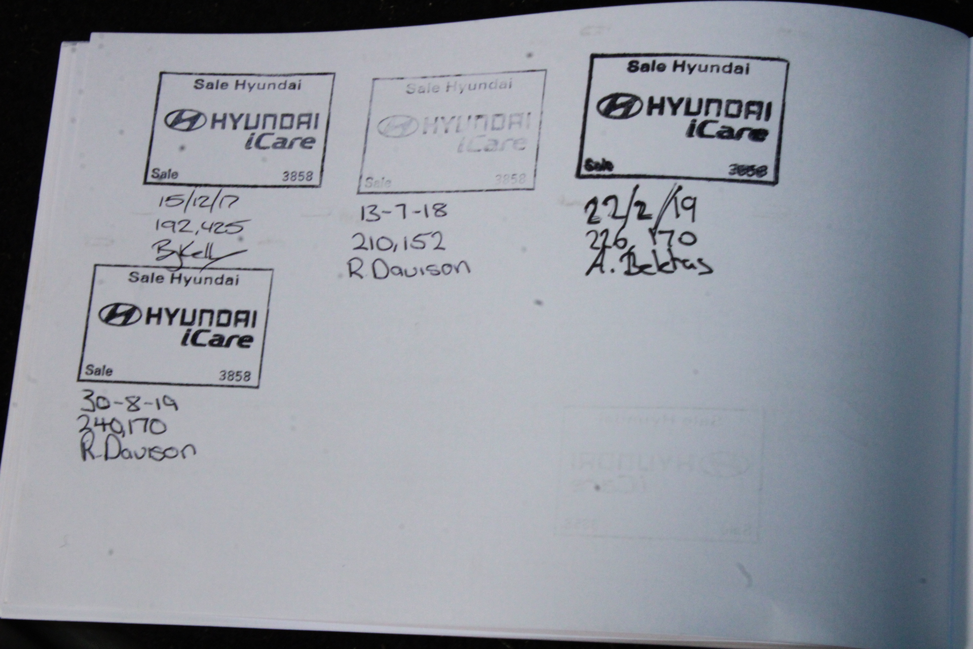 Quantity of 400 1650mm Star Pickets (Unused)