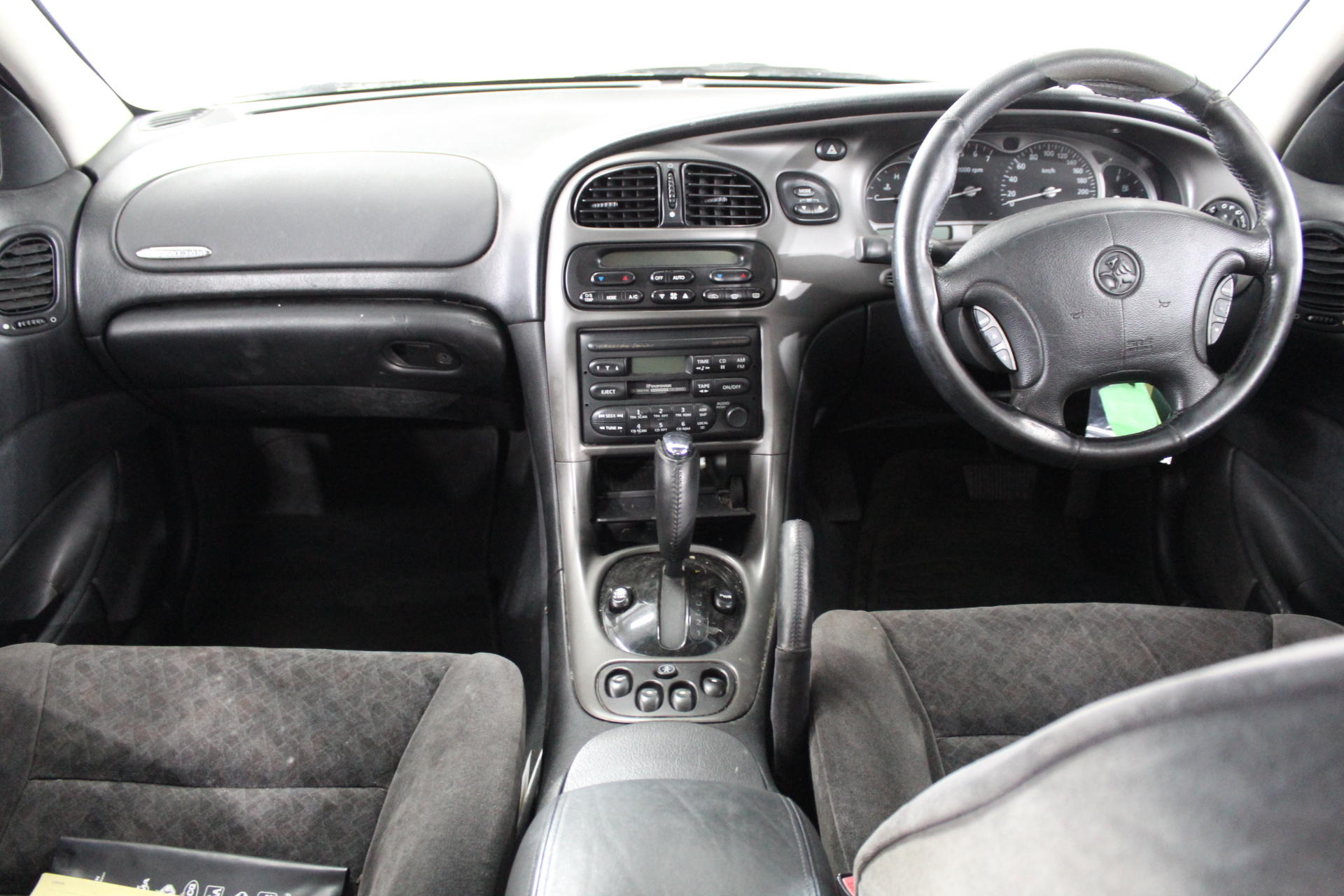 Roberts Estate Chardonnay 2024 (12x 750mL) SEA