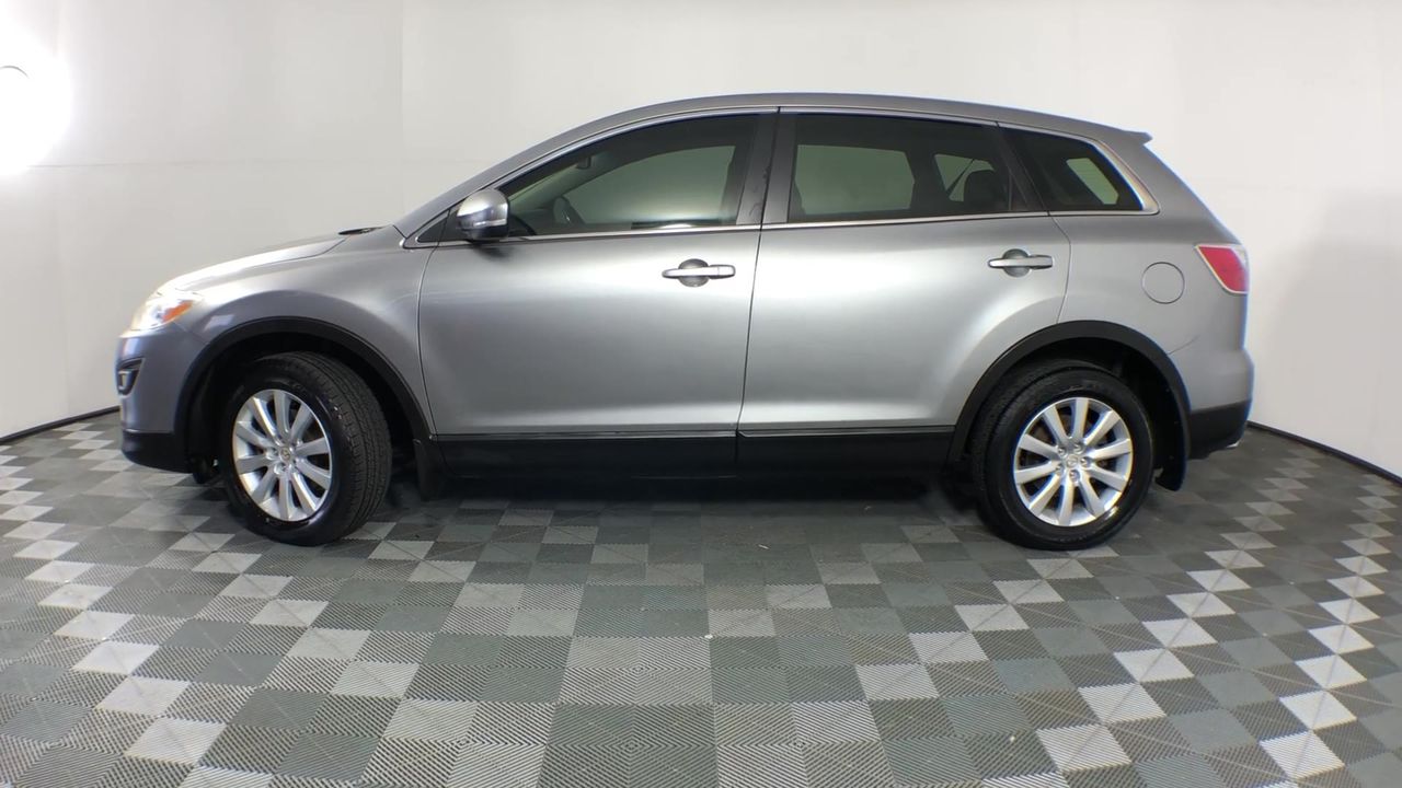 Bulk items, gold diamonds, silver coins