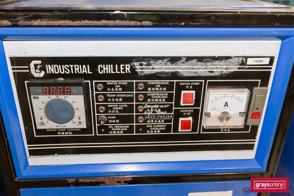 BIJ'OR Designer Genuine White Freshwater Pearl Necklace Gold 45cm. RRP 99