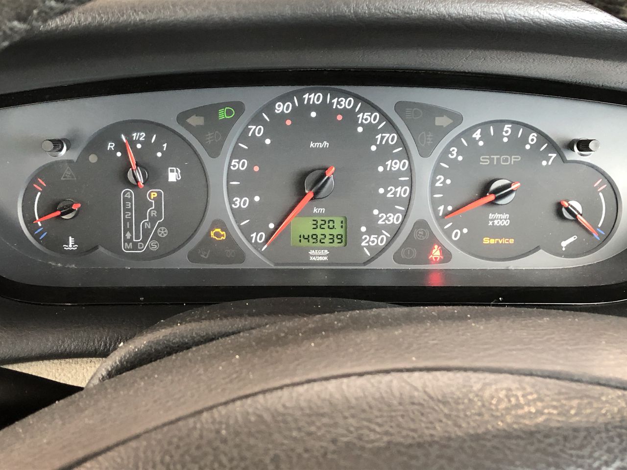 BIJ'OR Genuine Purple Freshwater Pearl Simulated Diamond Drop Earring RRP59