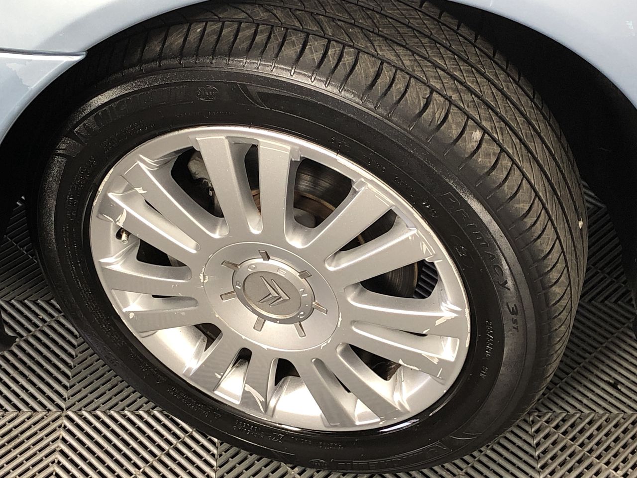 BIJ'OR Genuine White Freshwater Pearl Cluster Dangle Drop Earrings. RRP 59