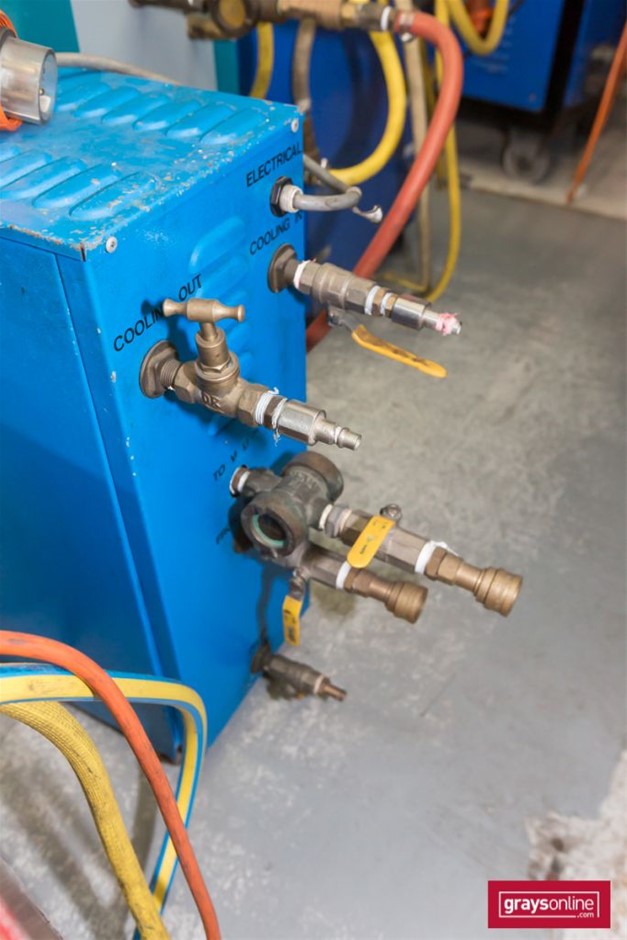 BIJ'OR Genuine Grey Freshwater Pearl & Diamond Floral Drop Earrings. RRP 59