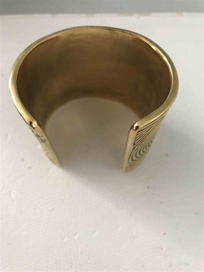 BIJ'OR - Round Pearl Stud Earrings in White - 9-10 mm  RRP $49