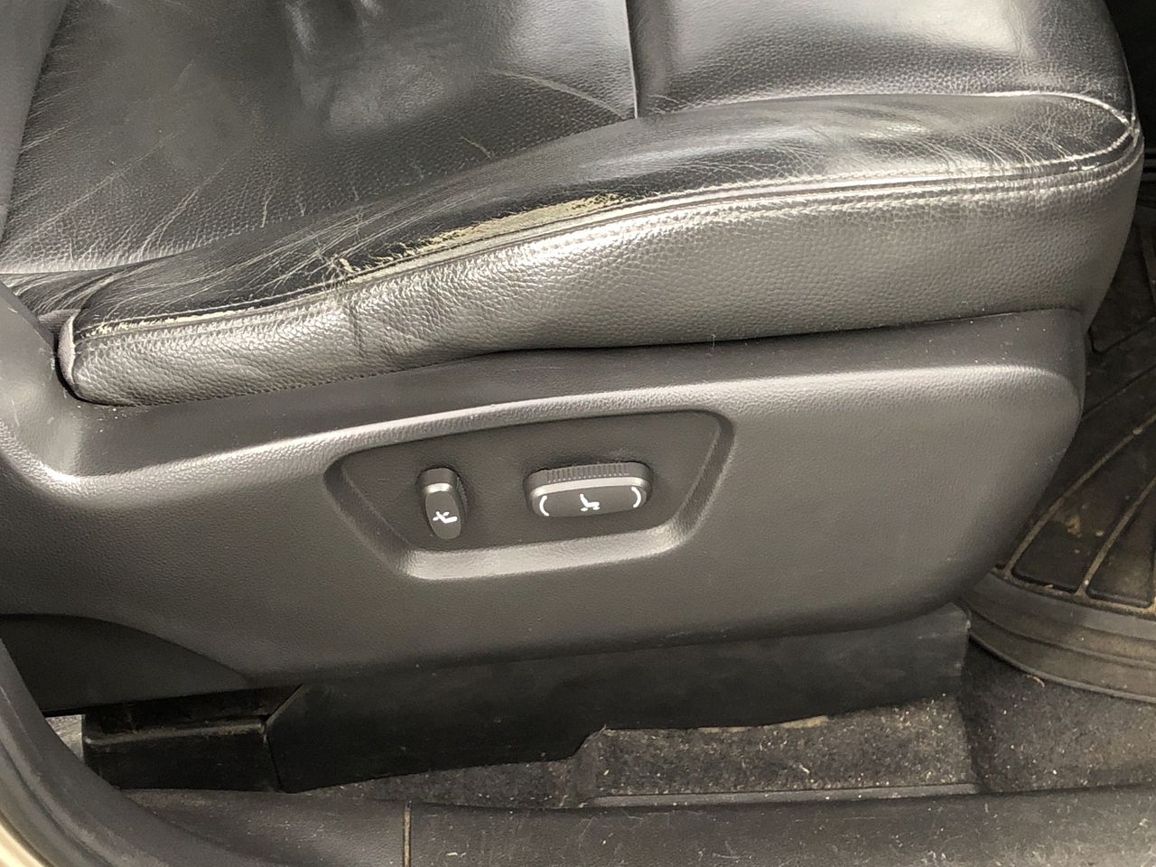 2023 $2 Matilda Light Green Coloured two dollar FIFA Soccer Coin Queen New