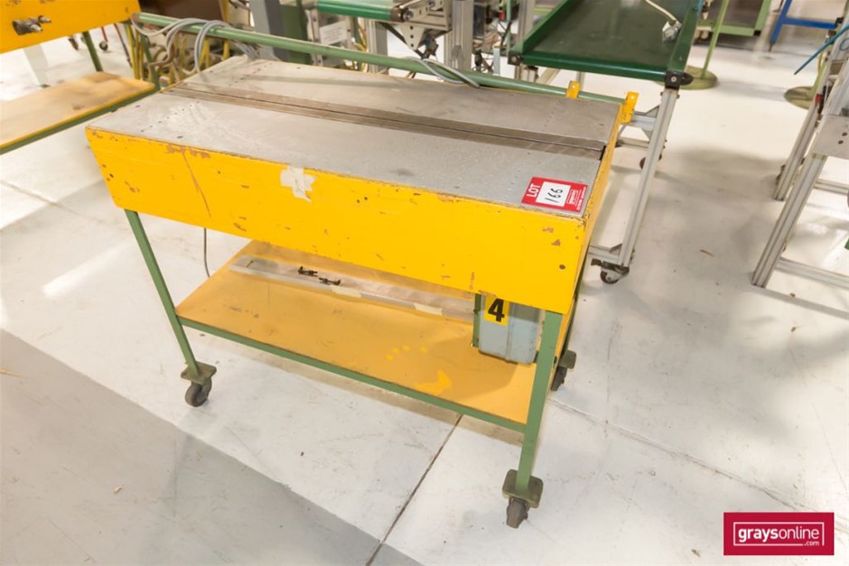 "HOLDEN MONARO" Muscle Car Series 1 0z HSE 999 Fine Silver Coin LTD 2,500