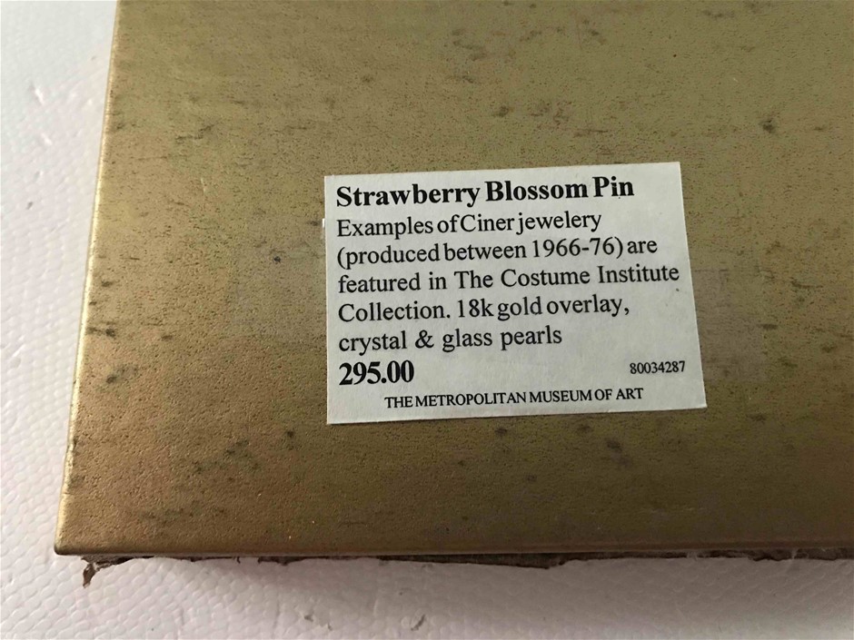 The NEW XC Ford Cobra Colour ``SILVER STUNNER`` 43mm COIN