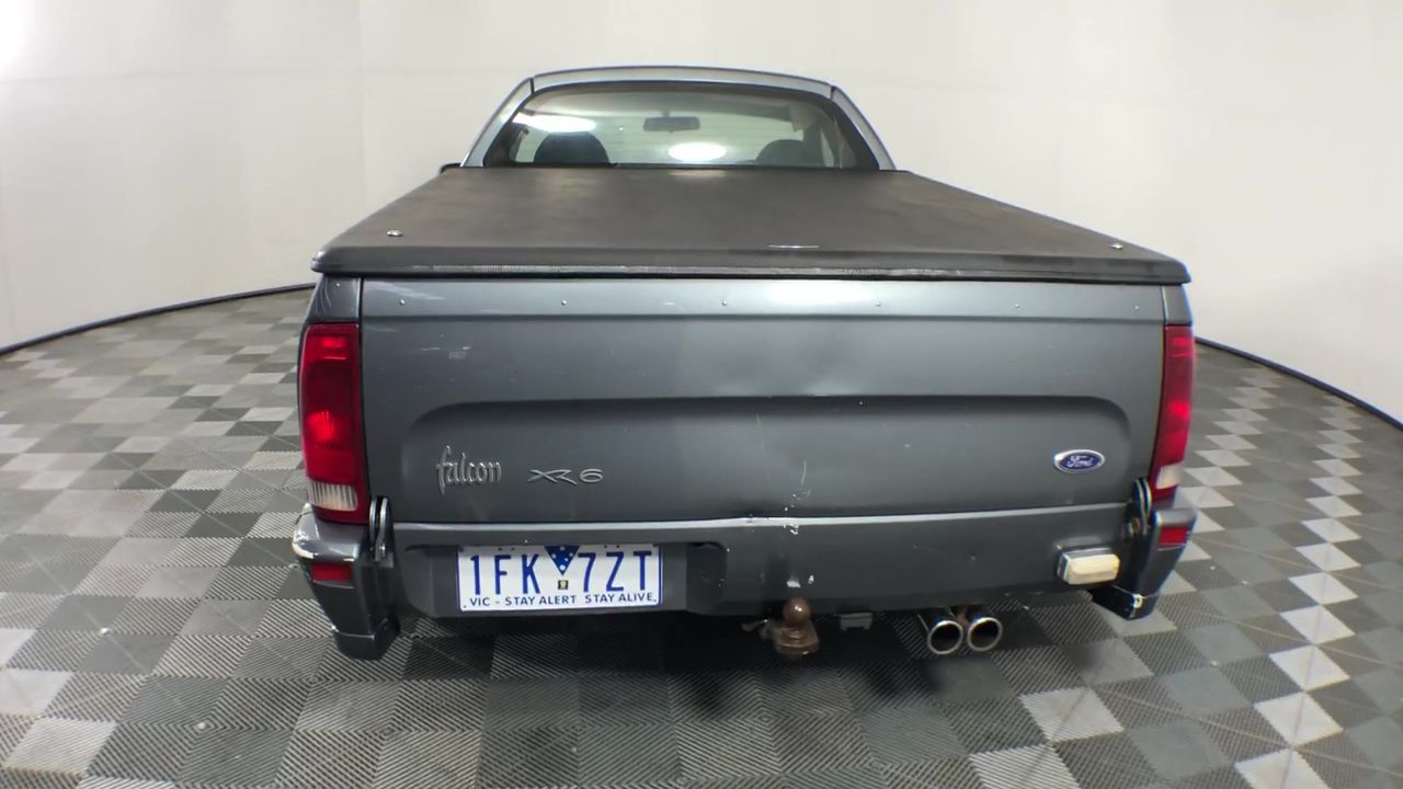 Vial full of Gold Leaf/Flake