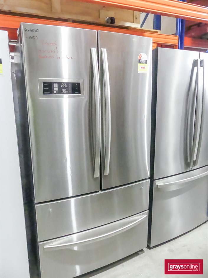 15.39 Carats White Color-Play Opal