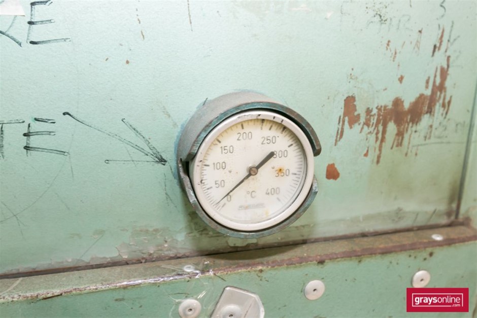 Wolf Blass Red Label Sauvignon Blanc (6x 750mL). Current Vintage Release.