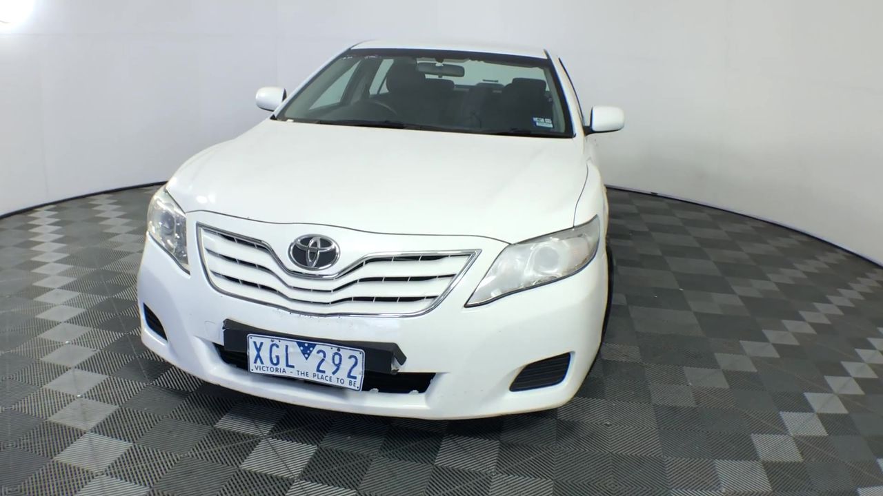 The Bowler Cleanskin Moscato 2024 (12x 750mL) SA