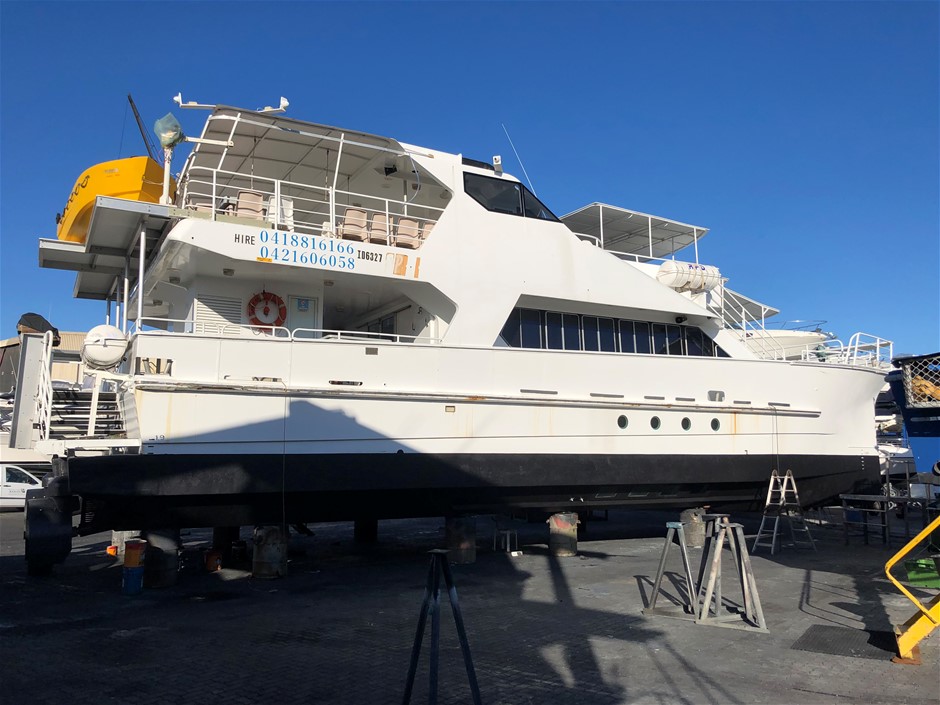 Quantity of 100 1800mm Star Pickets (Unused),