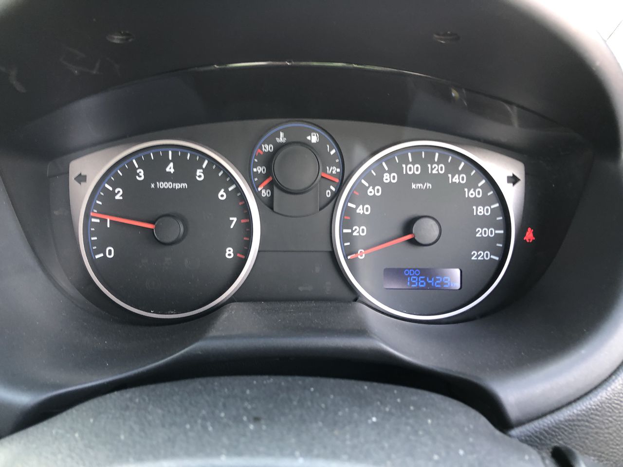 2 x 300pc E-Clip Assortment Sizes: 30pcs 1/16", 30pcs 1/8" 40pcs 3/16", 50p