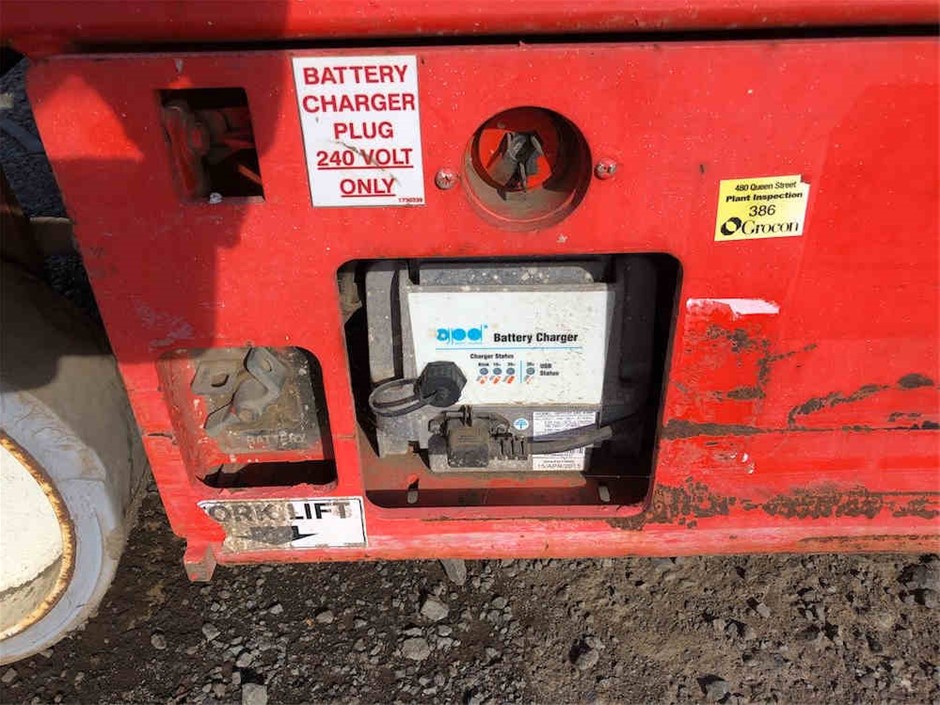 4 x Bow Shackles, WLL 4.7T, Screw Pin Type, Grade S. Yellow Pin.