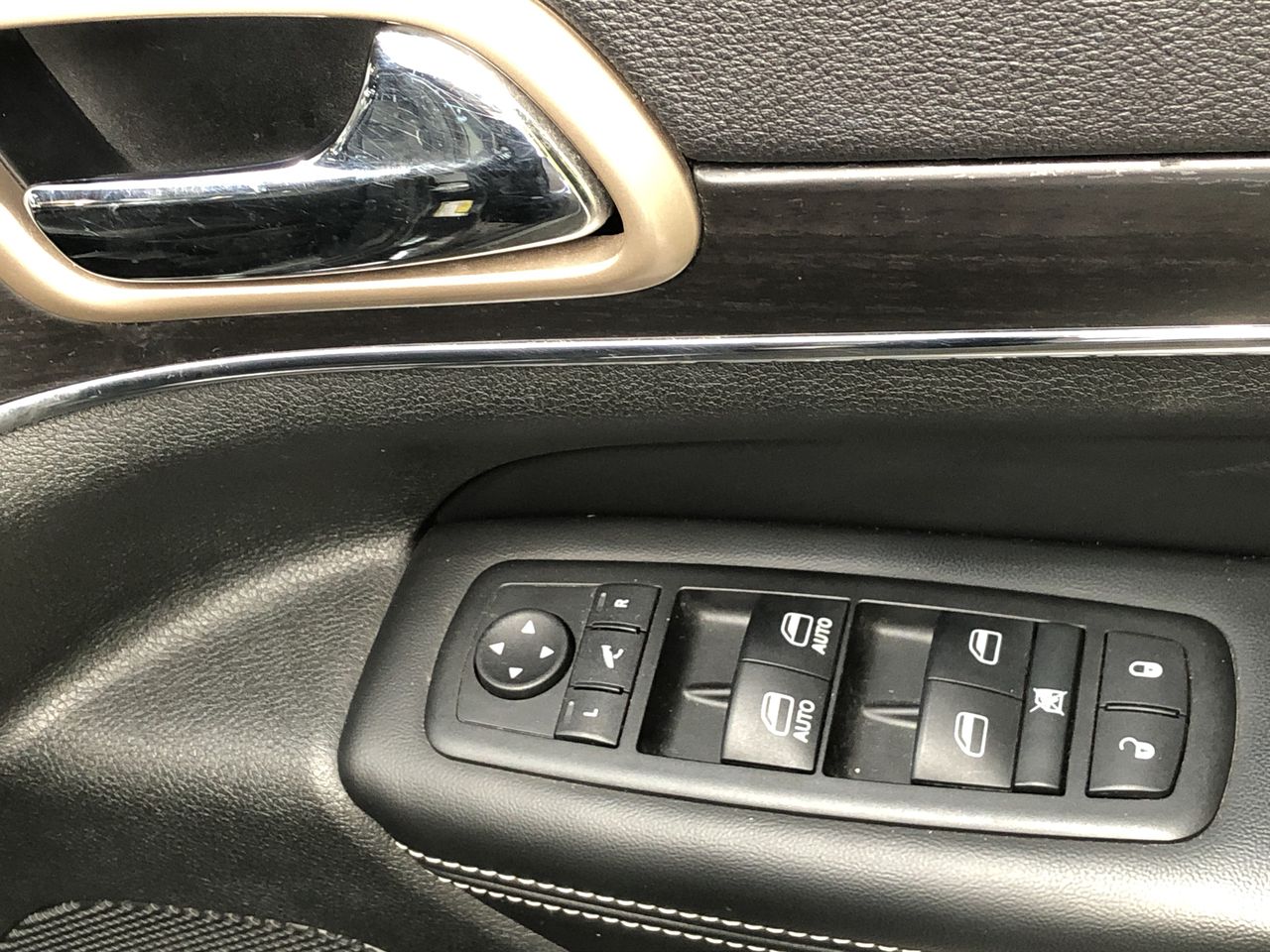 2022 Queen Elizabeth Platinum Jubilee Gold plated Medallion