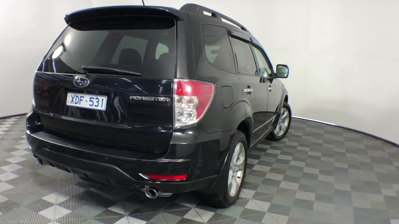 <p>HANSA CHIPPER</p>