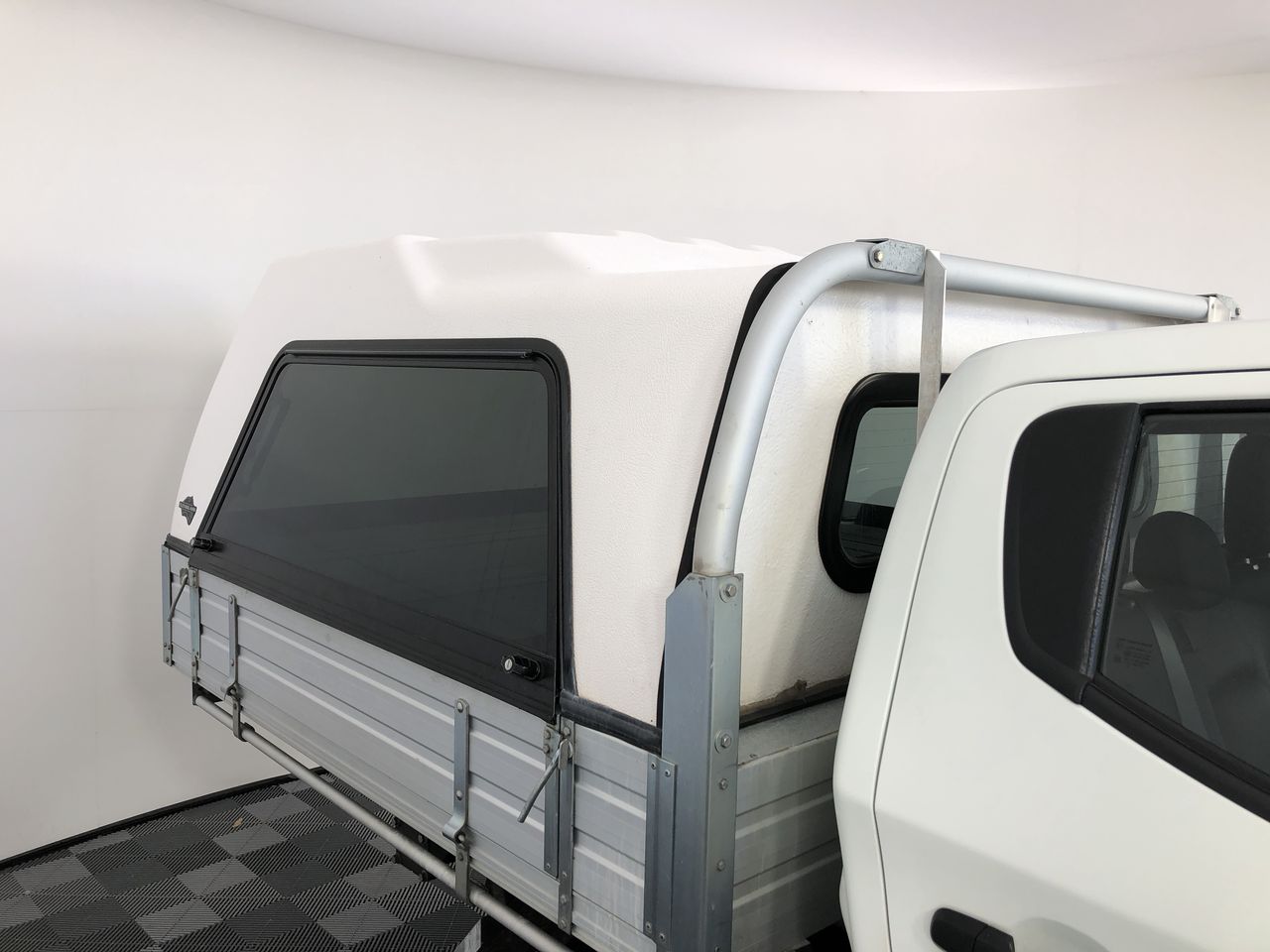 Rhodium Plated Classic 8" Unisex Chunky Classic Curb Chain Bracelet