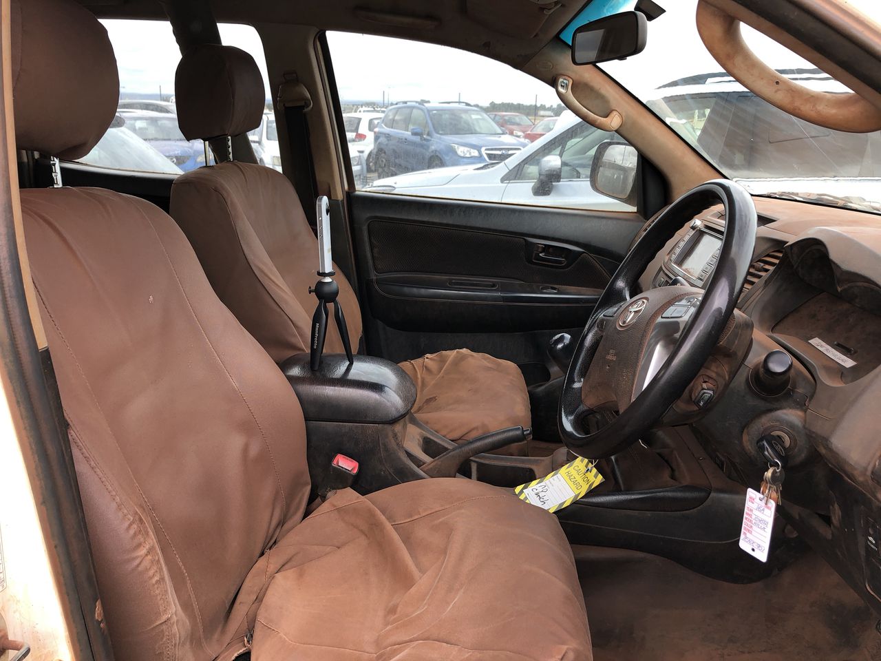 2 x 32DEGREES Women's Skorts, Size L, Cream & Pink, 1953805.  Buyers Note -