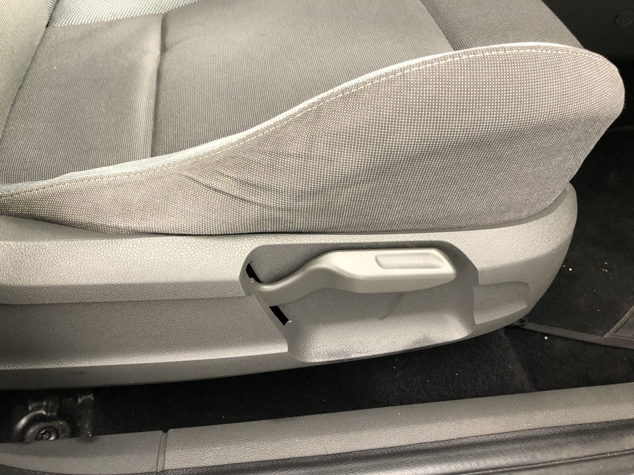 RIDERS By LEE Women's Hi Mom Jean, Size 9R, Blue Viewpoint (SZ1), 552075. R