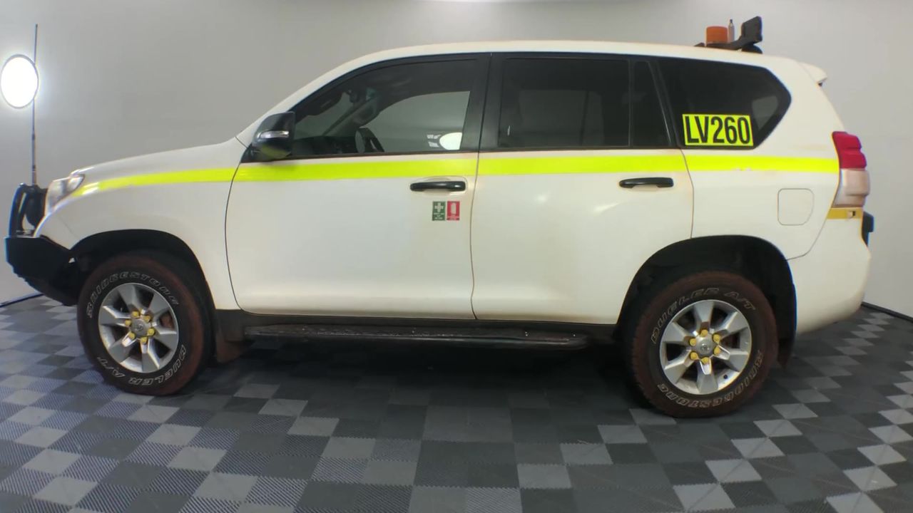 By The Vineyard Mixed Pack Pinot Grigio & Cab Merlot (12x 750mL). SEA.