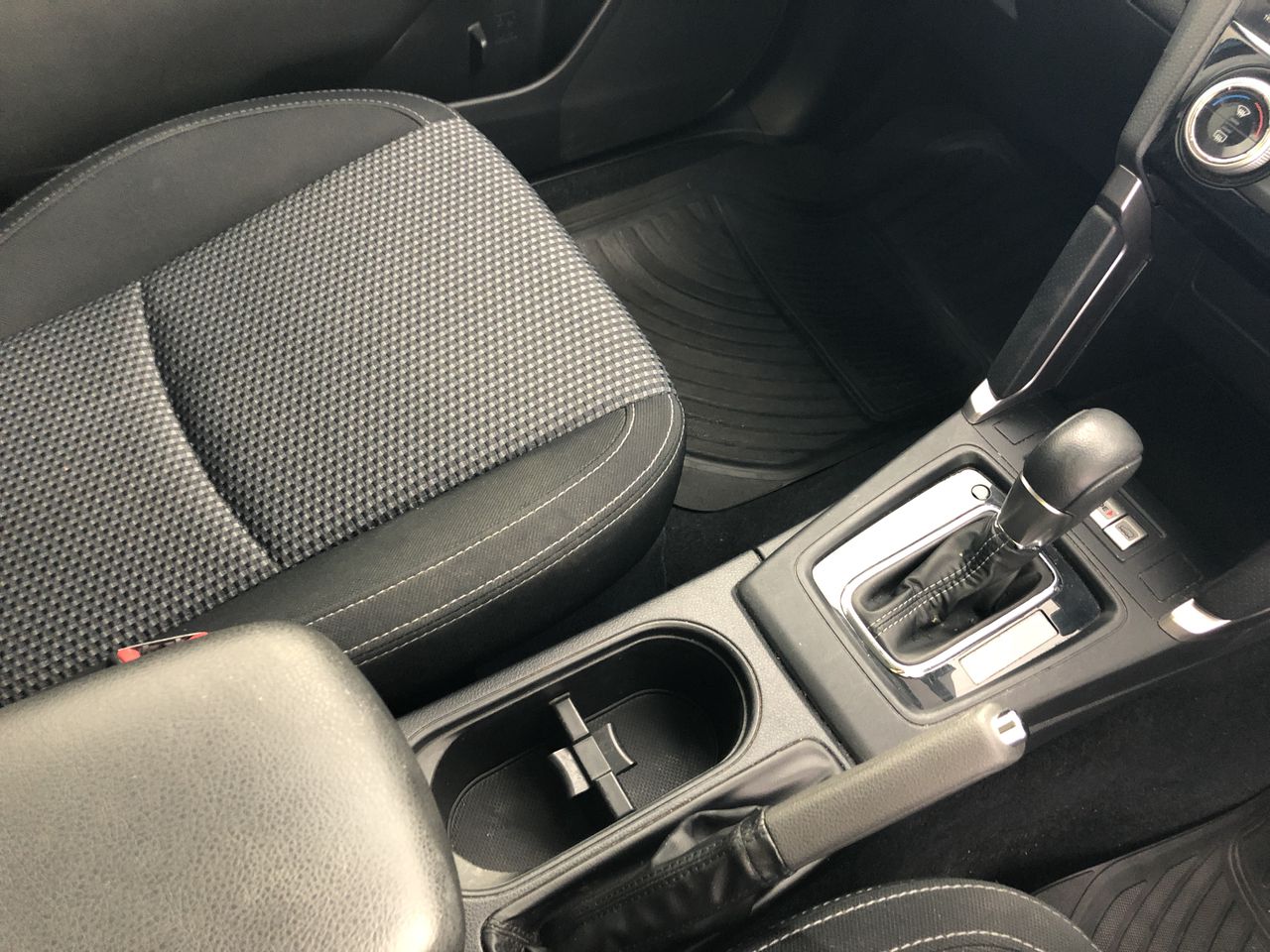 Lindeman's Bin 65 Chardonnay (6x 750mL).