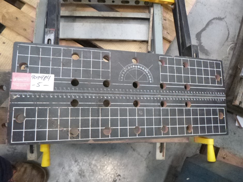 St Huberts The Stag Pinot Grigio (6x 750mL).