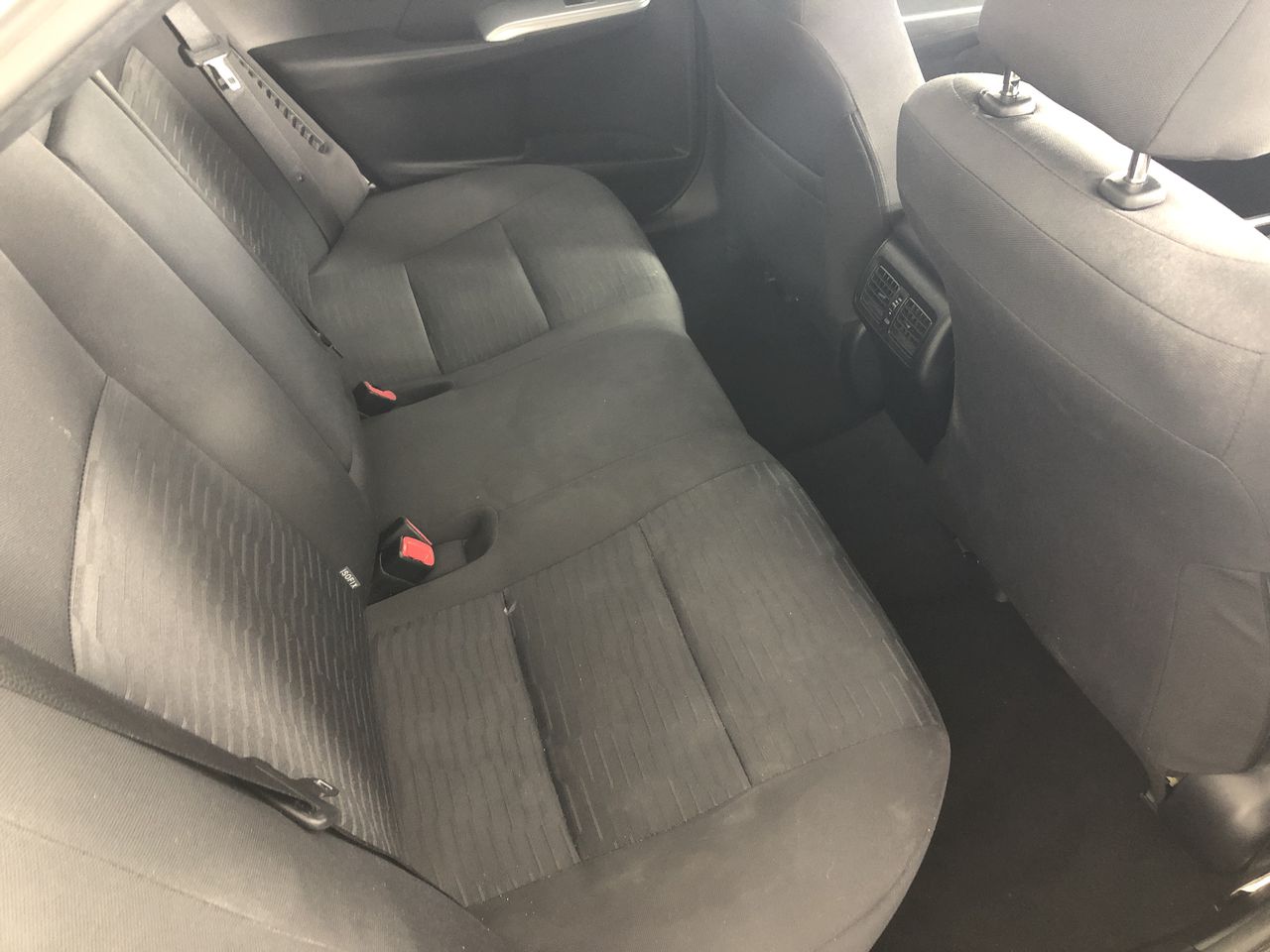 2016 UNC 50c HOLDEN HERITAGE COLLECTION HQ Kingswood COIN ON CARD