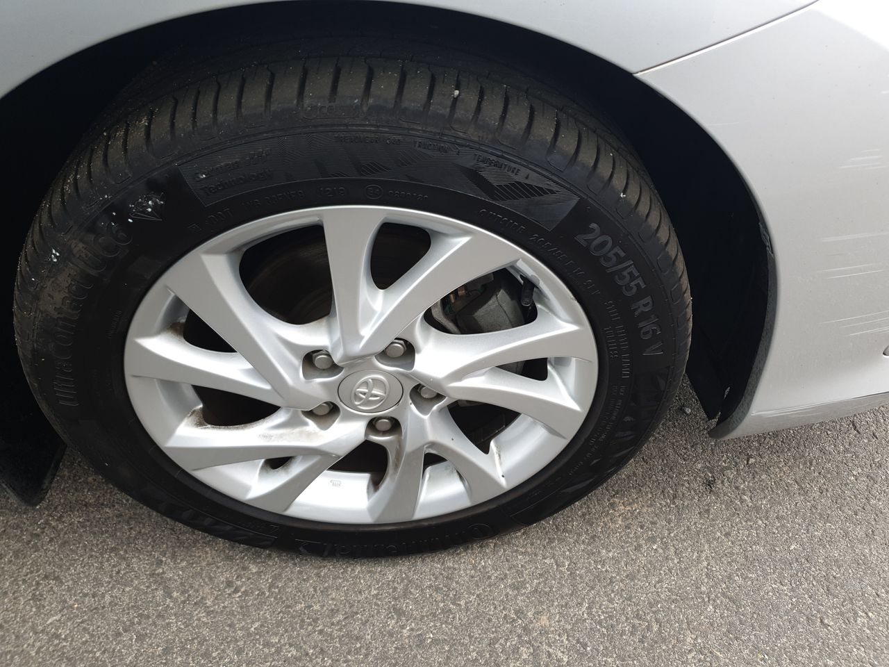 1/100-Ounce Scottdale gold bar and 1 gram silver germania bar x 2