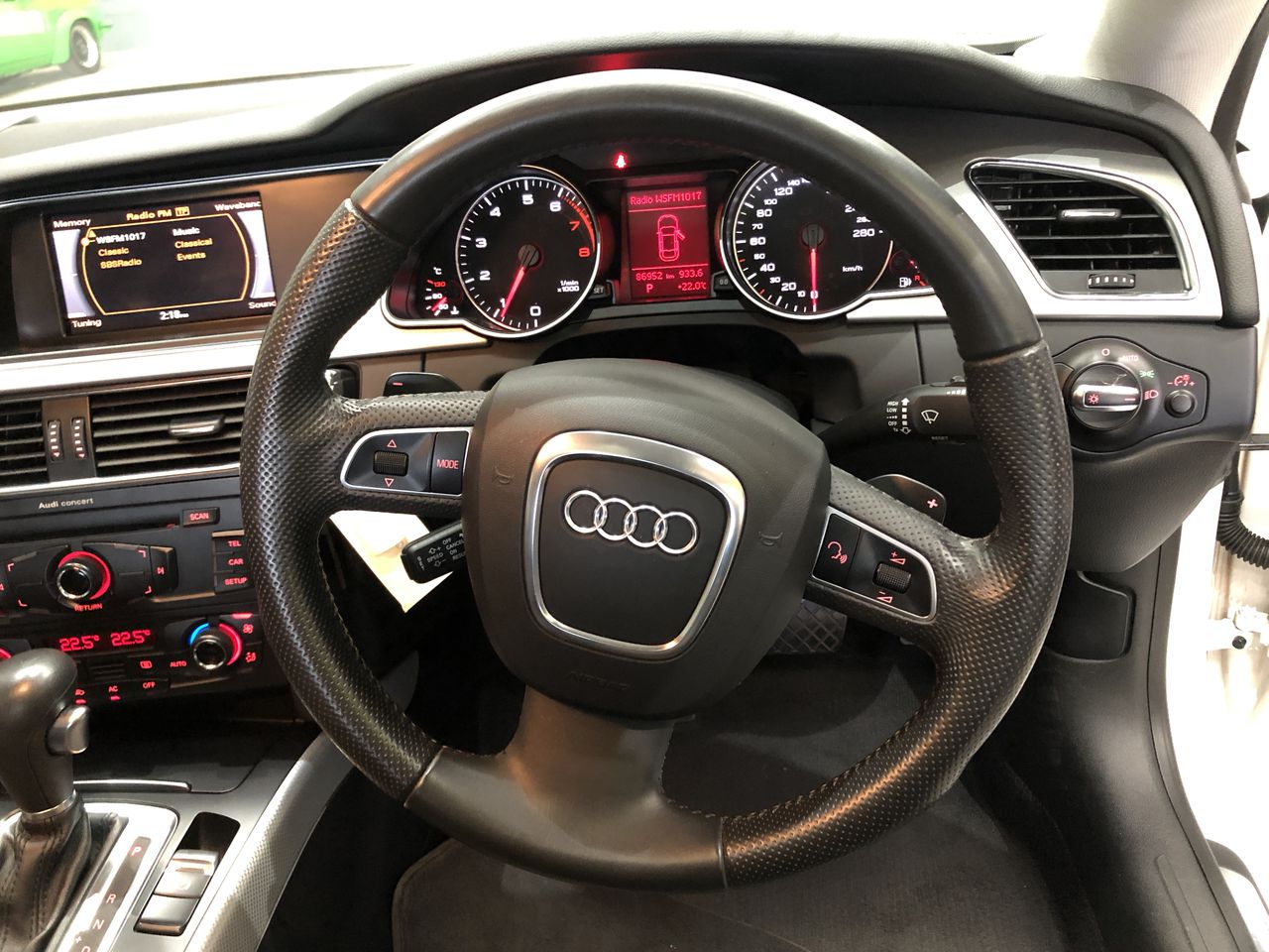 One Kilo of Australia KGV/King George VI/Queen Elizabeth Mix Date