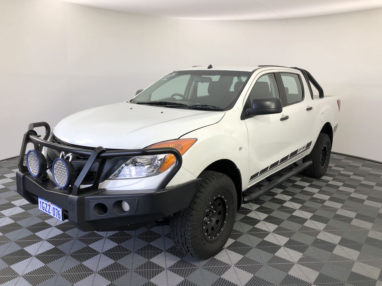 Waterproof  Watch Barrel Shaped Transparent Quartz Watch Popular