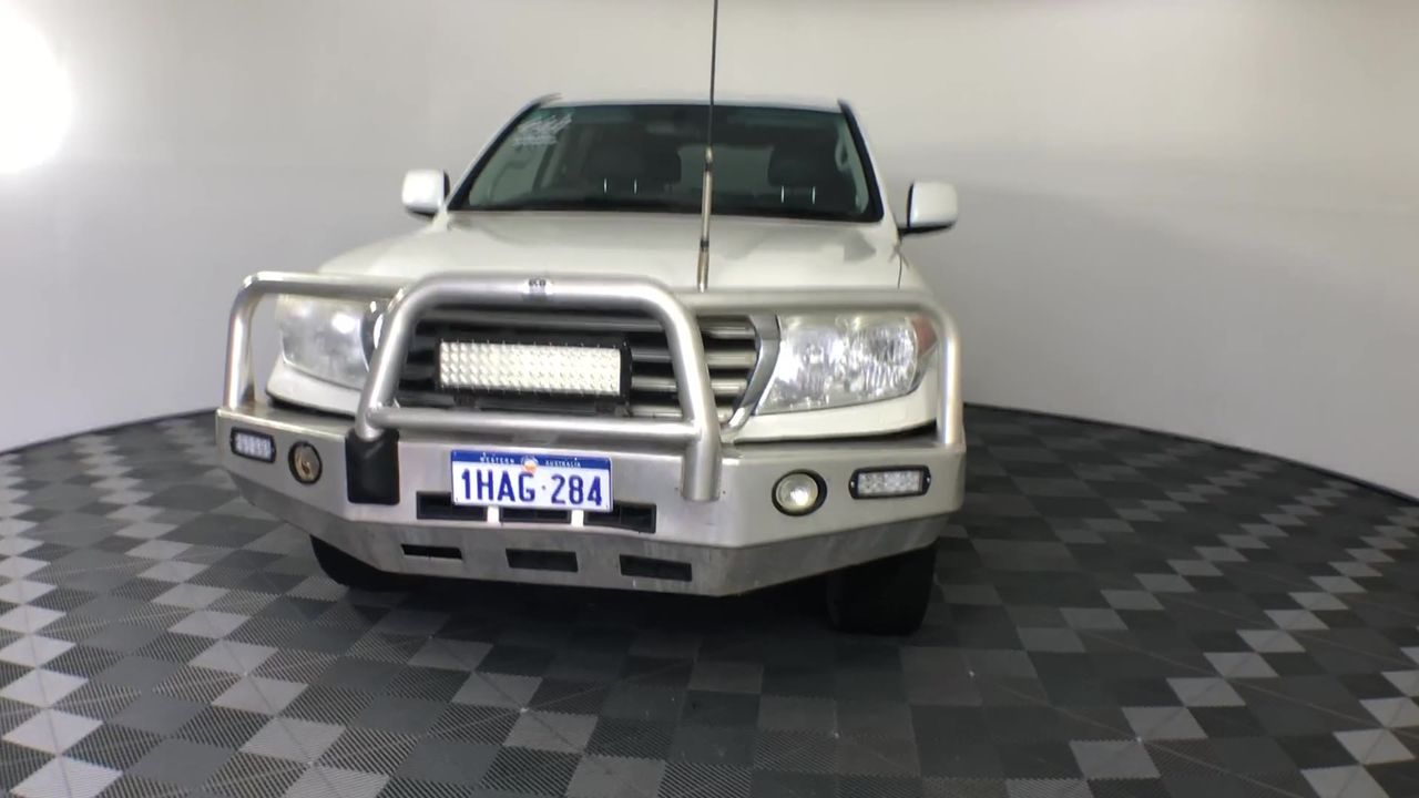 1/100 Scottdale x 2, 1 gram Valcumbi silver bars x 2 & 1 Kilo Copper Bar