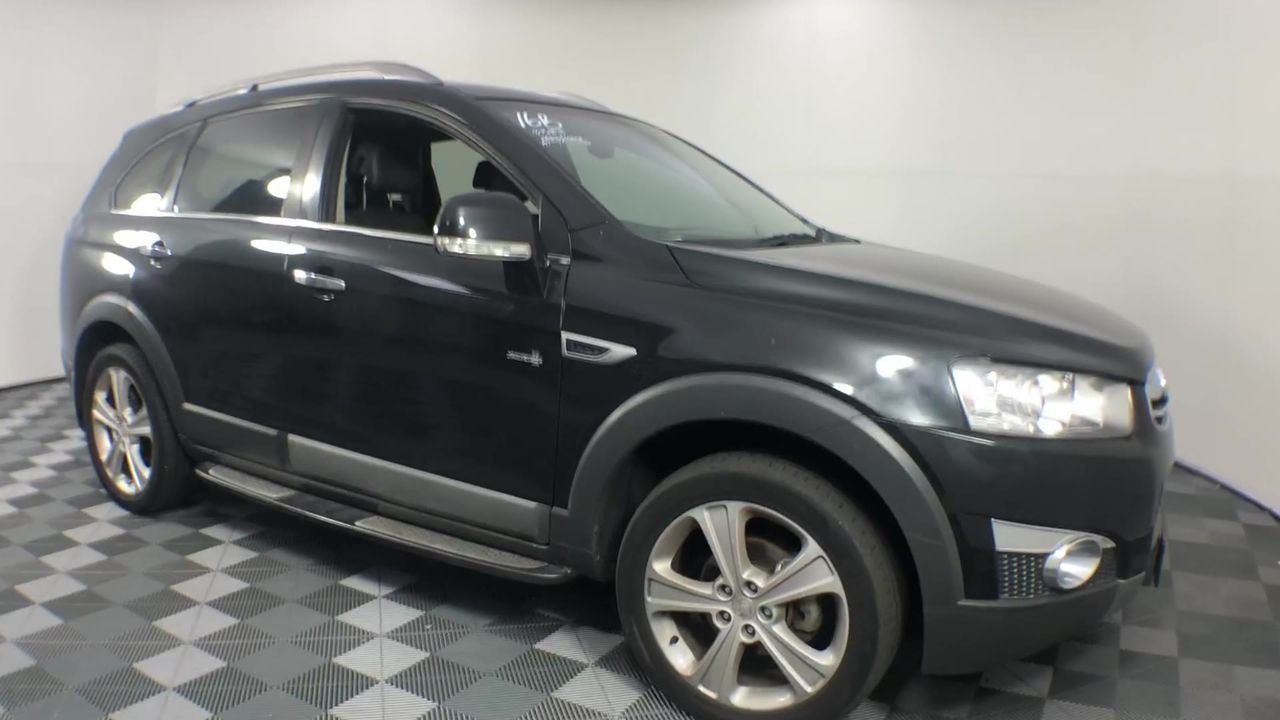 Large Pearl and Green Aventurine Gemstone Bracelet