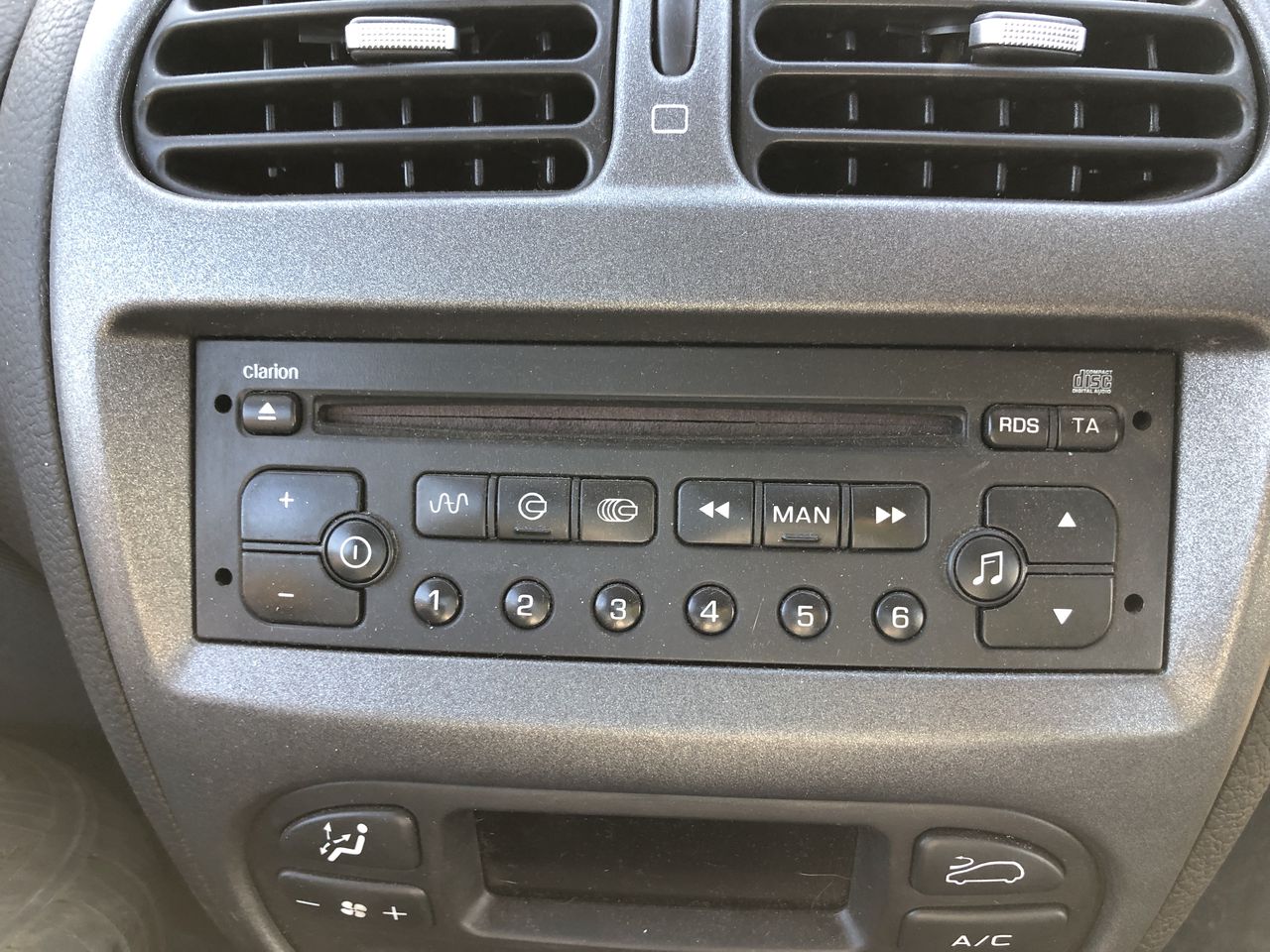 STANLEY Fatmax V20 18V 4.0Ah Lithium Battery. NB: Not in Original Box.